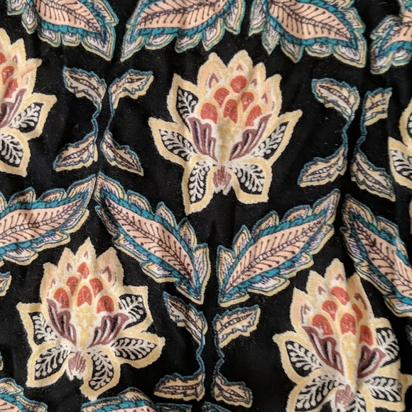 Pants - Picture 3 of 4